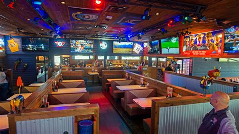 Bubba's 33, The Colony. 2,808 likes · 84 talking about this · 5,575 were here. At Bubba's 33, there's food for all. Bold burgers, stone-baked pizza, mouth-watering wings, "delish" dinners and so much.... 
