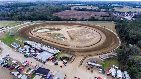 Bubba raceway park. Momentum continues to Bubba Raceway Park, the oldest continuously running racetrack in the state of Florida, for two nights of racing in Ocala, FL. Sunday, January 29th and Monday, January 30th teams will vie for a pair of $10,000-to-win events. Teams then take the action back North approximately one hour, to Lake City, FL. 
