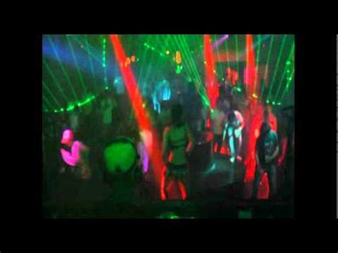 Bubble Nightclub - Melbourne shuffle - YouTube