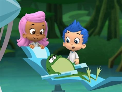 Deema has a loose tooth, and when it falls out, she's going to get a visit from the Tooth Fairy! Until then, the Bubble Guppies have lots to discover about keeping a healthy smile.. 