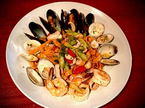 Buca Doro, Philadelphia, Pennsylvania. 28 likes · 1 talking about this. We are now open!! Fresh Amalfi coast Italian cuisine .We can wait to meet you all!!. 