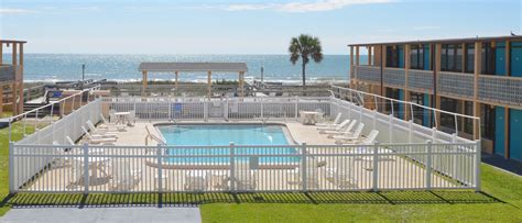 Buccaneer inn st george island. St. George Inn, 8 Bedroom - Plantation Gulf Front W/pool - 5 King Master Suites - Sleeps 25, 100 Steps to the Gulf -Soaring Ceilings, Beams, Contemp, Free Lighthouse Passes, Buccaneer Inn, Just 200 Yards From The Beach. Pet friendly. Fenced back yard. 