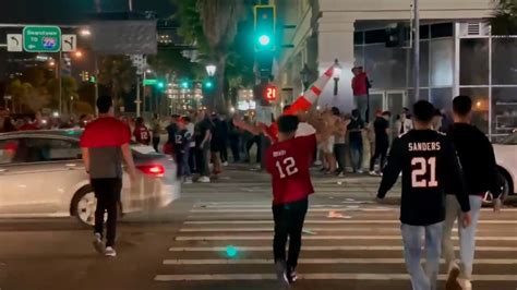 Buccaneers fans flood Tampa streets to celebrate historic home game