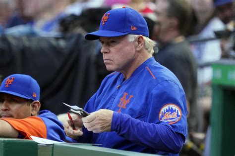 Buck Showalter gets ejected, Mets drop to 8 games under .500 after another loss to Brewers