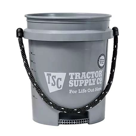 Bucket heater tractor supply. 5 gallons) features a thermostatically co...