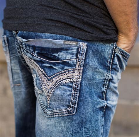 MEN'S JEANS. At Buckle, we take jeans seriously. That’s why we provide mens jeans in trending fits and styles from private label to name brands such BKE, Buckle Black, Departwest, Rock Revival and more. Our mens jeans sizing ranges from 23 to 52 in the waist and 28 to 38 inseam measurements. .