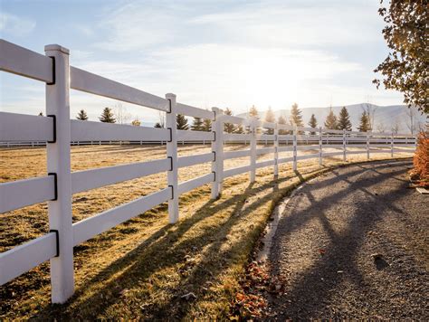 Buckley fence. Buckley Fence, LLC -- makers of Steel Board Fence, the world's finest horse fence. 
