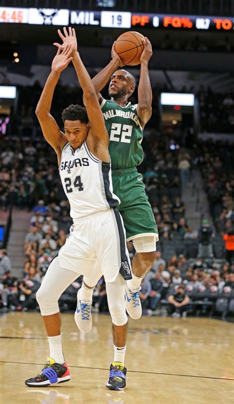 Bucks 121, Spurs 111: After early struggles,