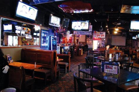 Bud's Sports Bar. Voted Best Sports Bar in Chattanooga, TN. There's always something happening at Bud's! Happy Hour Monday thru Friday 2 - 7 PM. 5751 Brainerd Road Chattanooga budssportsbar.com Joined December 2019. We are celebrating our 44th year serving Chattanooga the best drinks, food and entertainment!
