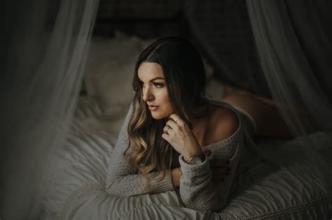 Budoir. Vibe Boudoir / Atlanta / North Georgia / Beyond. THE 2022 VIBE BABE CALL IS HERE!! WE HAVE NEW IDEAS WE NEED TO SHARE! $400 Session fee WAIVED (must sign a release allowing us to use some of your images online) Professional Make Up Included. Two outfit looks. full details click below and to apply. IF YOU … 