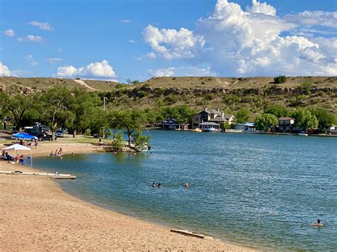 Buffalo springs. For more information on the Boy Scout Camp please call the office at 806-747-3353 or to set up reservations with Boy Scouts of America call Rachel Smith at 806-747-2631. Buffalo Springs Lake has 34 full RV hookups, 89 partial hookups, and 17 tent camping spots available for camping in Lubbock, TX. 