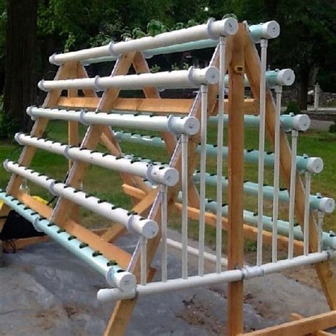 Building DIY Hydroponic Systems - Rural Living Today