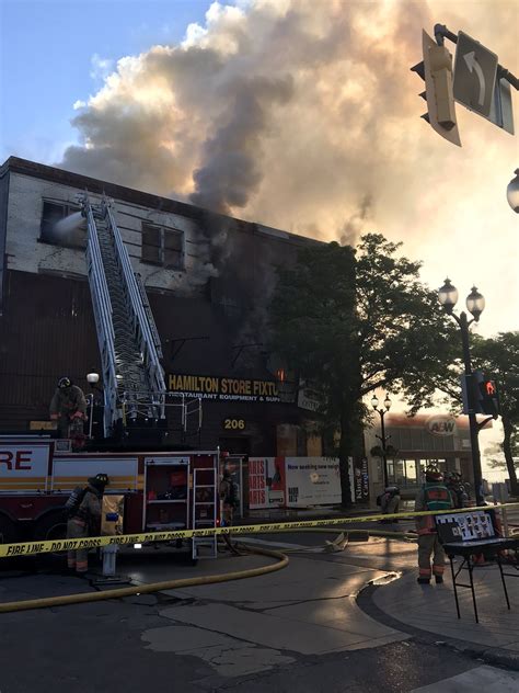 Building erupts in flames in downtown San Diego