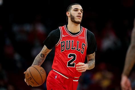 Bulls expect Lonzo Ball to miss another season because of left knee injury