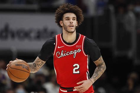 Bulls reportedly get more bad news on Lonzo Ball