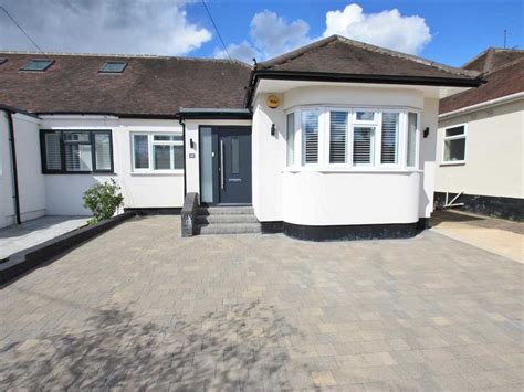 Bungalows for Sale in HA7 - Buy Bungalows in HA7 - Zoopla