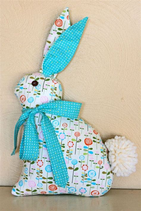 Bunny pillow sewing pattern - Easy Peasy Creative Ideas