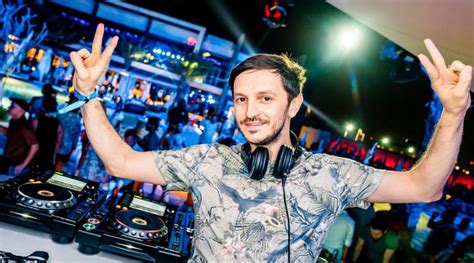 veodersti.rgarabwor.edu.pl. 