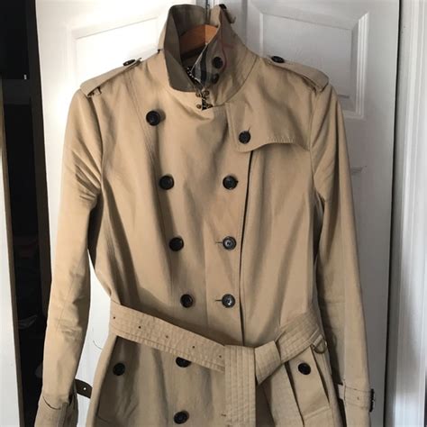 Burberry trench poshmark. Things To Know About Burberry trench poshmark. 