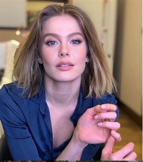 Burcu biricik height