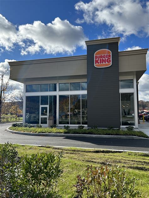 Burger King with modern design opens in Bennington