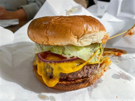 Burger joint nyc. moynihan food hall. 383 west 31st street, unit 31, new york, ny 10001 . tel: 212.253.9395 