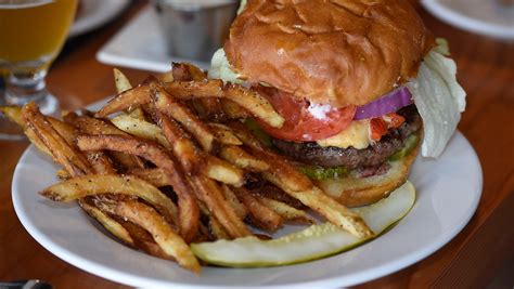 Burger up nashville. Menu for Burger Up: Reviews and photos of Woodstock Burger, Fried Mac & Cheese Bites 
