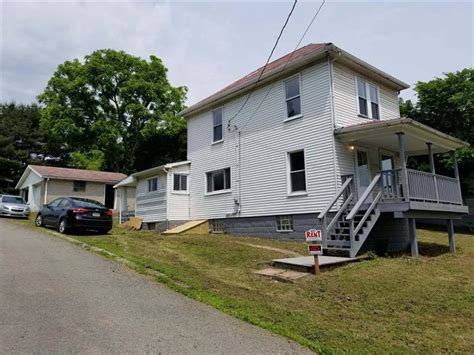 Burgettstown pennsylvania 15021. 44 Stella St, Burgettstown, PA 15021 is currently not for sale. The -- sqft single family home is a 3 beds, 2 baths property. This home was built in 1959 and last sold on 2024-04-15 for $219,000. View more property details, … 