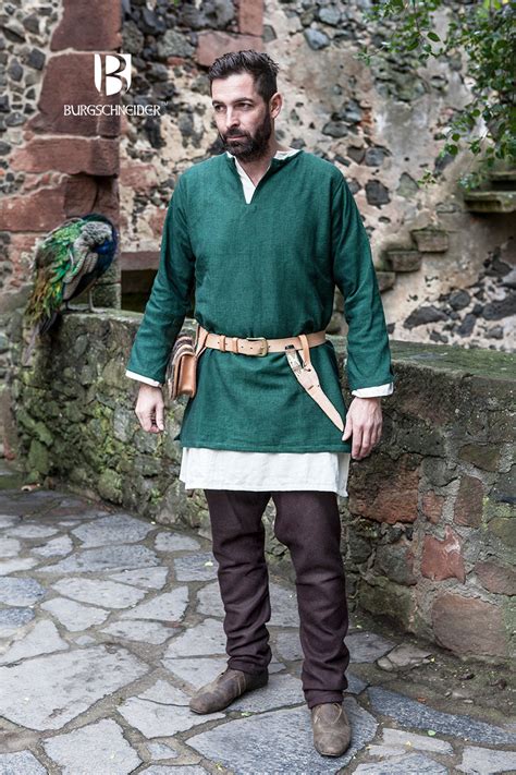 The heroic clothing for medieval reenactment and live action role play. . Burgschneider