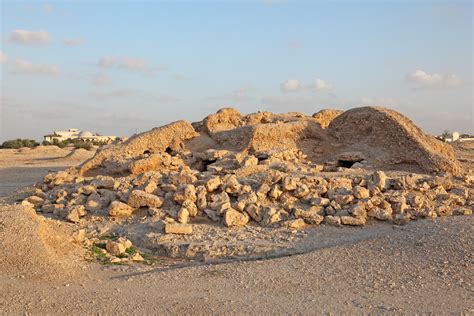 Download Burial Mounds Of Bahrain Social Complexity In Early Dilmun By Flemming Hjlund