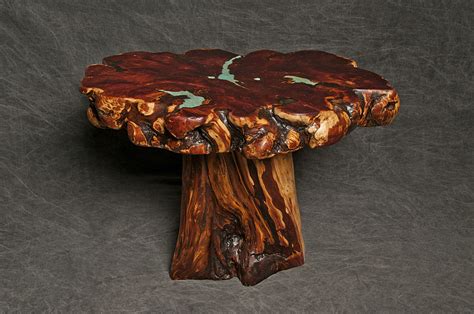 Burl wood table. Dull blades will tear the wood instead of cutting it, which creates jagged edges that leave an unsightly finish. – Use a light touch when sanding burl veneer. Sanding too hard can easily damage the wood and create unsightly scratches. – Apply a finish to your project as soon as possible after construction. 