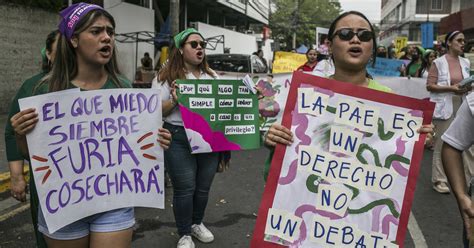 Burner phones, aliases, code words: How secret networks help women circumvent Honduras’ abortion ban
