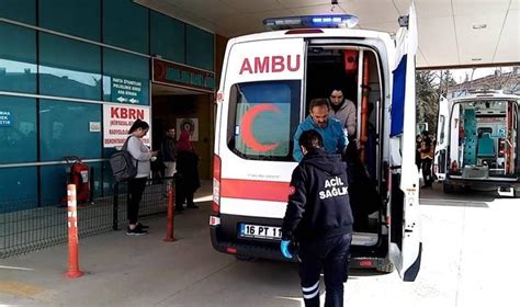 Bursa''da direksiyon sınavı sırasında kaza: 4 yaralı