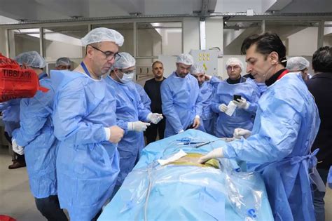 Bursa'da Temel ve İleri Düzey Endoskopik Omurga Cerrahisi Kadavra Kursu gerçekleştirildis