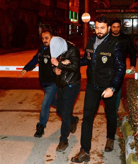 Bursa'da ev sahibini bıçaklayan hırsız tutuklandı - En son haberler