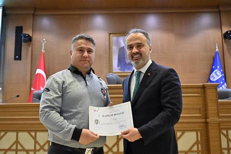 Bursa Büyükşehir'de 'hizmet içi' sertifikalandılar