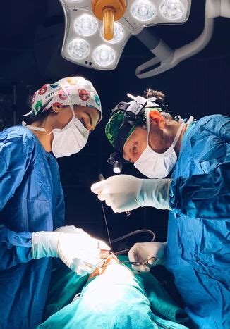 Burun Estetiği – Op. Dr. Burak Alhan. 