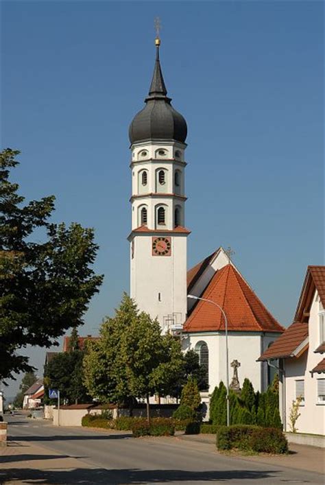 Bus 223 von Kirchbierlingen Kirche Richtung Munderkingen …