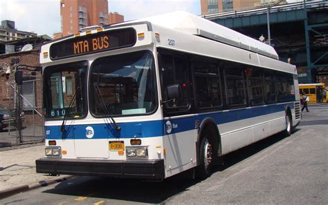 Bus New York - Springfield from $14 Lolomove