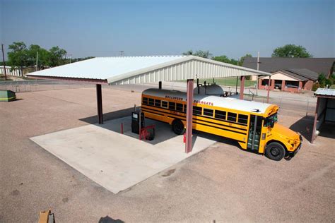 Bus barn. This bus will depart Fairfield Career Center at 7:35 am. There may be afternoon transportation available for students living in the Pleasantville area on the Elementary bus routes. You will need to call and make arrangements with the bus barn. 