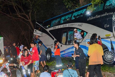Bus crashes in western Thailand, killing 14 people and injuring more than 30 others
