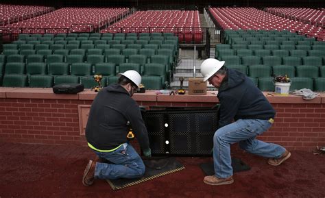 Busch Stadium installs pitch clocks for 2023 season; MLB slightly tweaks rules