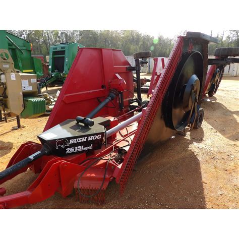 Bush Hog 2615 Flex Wing Rotary Cutter - Limited Edition. Features include: • New authentic decals • Removable jack • Folding wings • Rotating blades. 