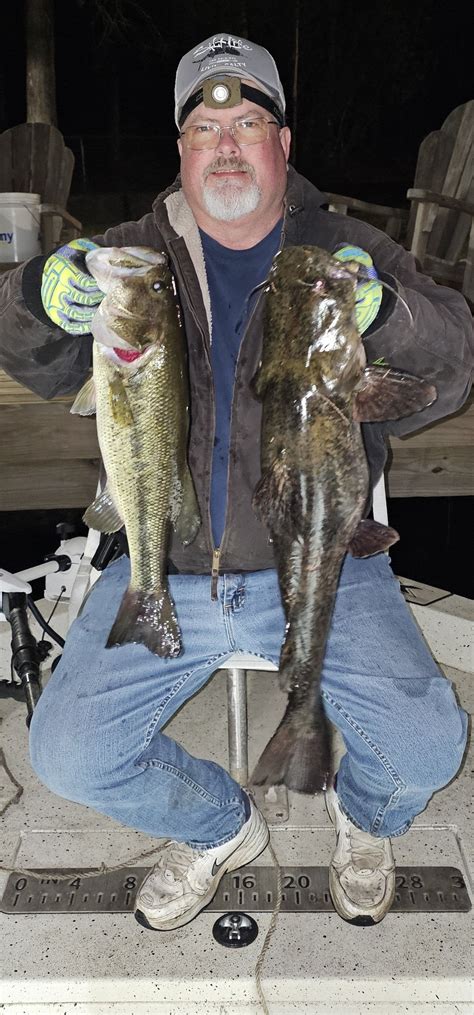 Bush hooks Pensacola Fishing Forum