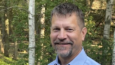 Business People: Brian Hoefs named state veterinarian