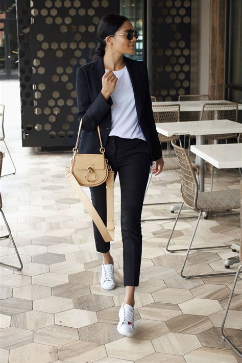 Business casual sneakers women. It's been a long, hot week, and you deserve a little pre-weekend R&R. Grab yourself a cold drink and step inside—our weekly comment thread is open for business. It's been a long, h... 