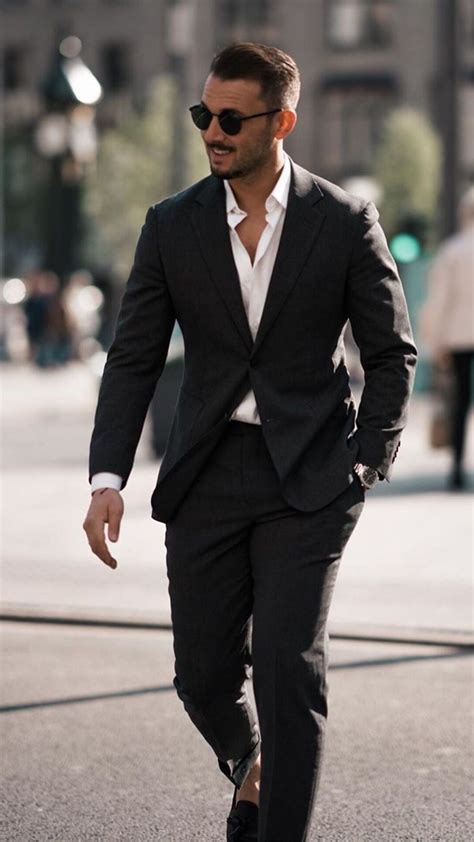 Business clothes for men. For most of us, professional, casual pants are semi-formal cuts like chinos, dress slacks, or dark jeans that look as little like denim as possible. Shoes: Dark leather loafers and casual dress shoes will almost always fit into men’s professional attire. Sneakers flirt on the cusp. 