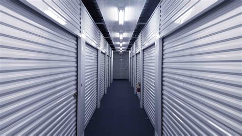 Business storage units. Storage units with climate control in Reston can prevent damage to your business’s temperature-sensitive items like electronics, inventory, furniture, and more. That’s because they typically maintain a temperature between 55 and 80 degrees year-round. 