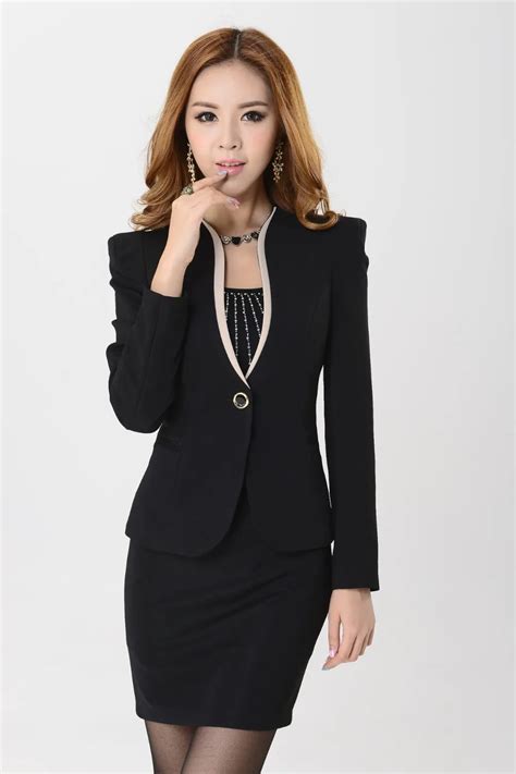 Business suit woman. Women’s Suits. Carve a sartorial silhouette in one of these women’s suits. Take a contemporary approach to classic tailoring by choosing bright-coloured sets and oversized cuts. Pick between the flowing texture of crepe material or add a sumptuous touch to your outfit with textured cord. Shop double-breasted blazers, slim-fit waistcoats and ... 