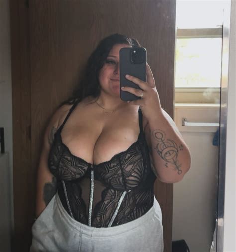 😈 [PPV] Bustyybeautyy22 Leaked